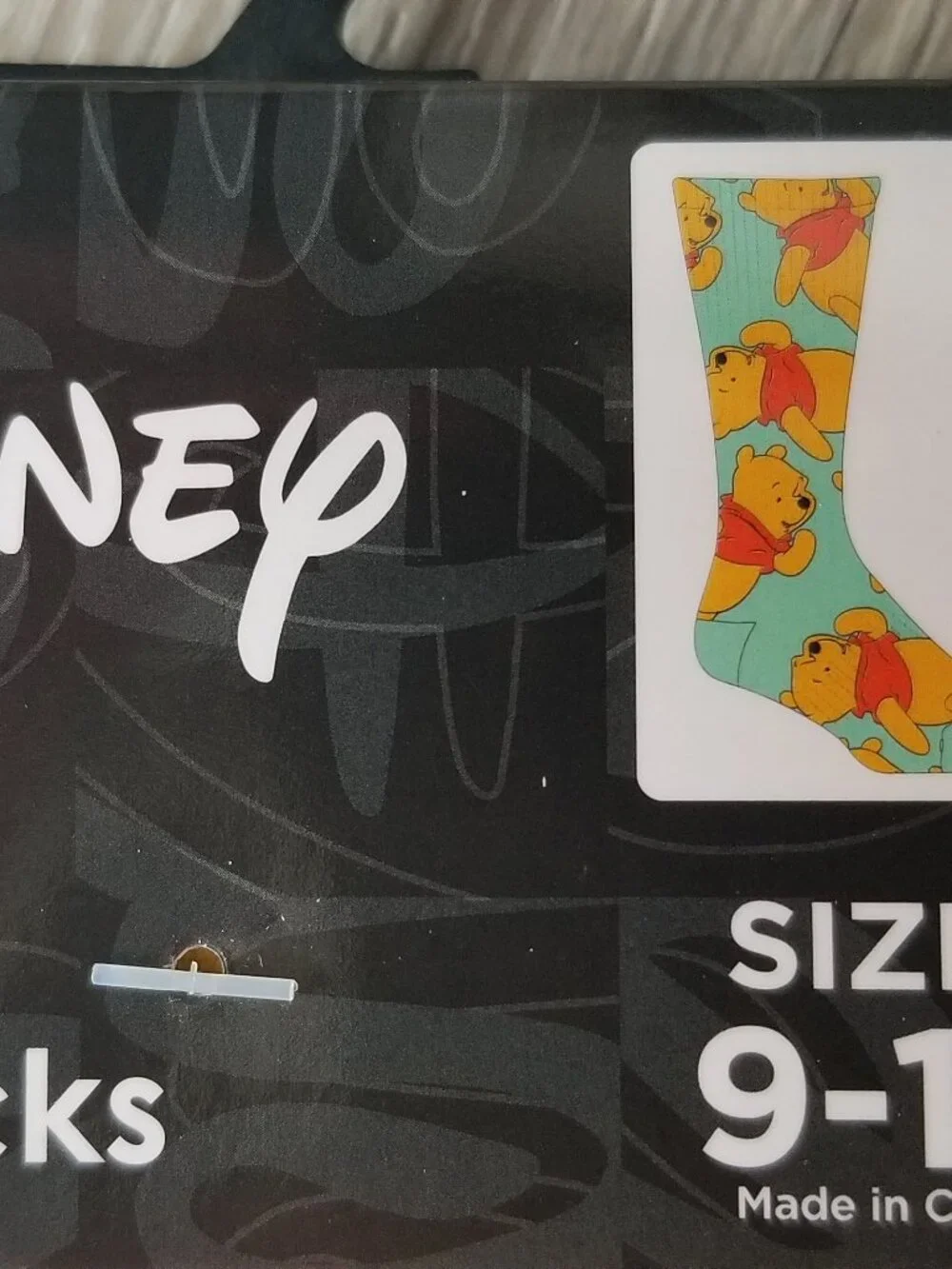 Disney Winnie the Pooh/Eeyore 2-Pair Adult Novelty Crew Socks